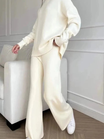 2-teiliges Set aus Rollkragenpullover und Hose